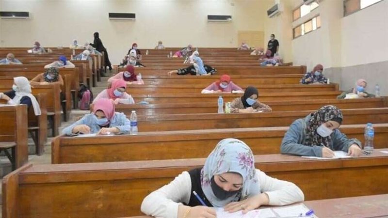 امتحانات الفصل الدراسي