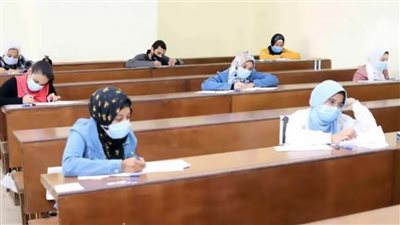 انتظام سير امتحانات الفصل الدراسي الأول لليوم الثالث بالجامعات بالمحافظات