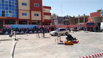 عروض إطفاء وتفكيك متفجرات في الاحتفال بيوم الحماية المدنية بالوادي الجديد