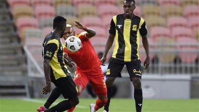 الاتحاد يفوز على القادسية (4 -1) بالدوري السعودي