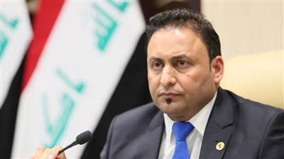 نائب رئيس البرلمان العراقي يبحث تشريع قانون لتشكيل محكمة مختصة بجرائم 