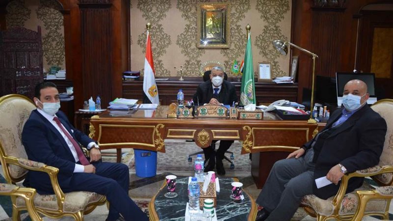 محافظ المنيا