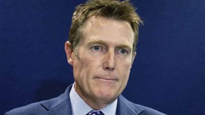 تفاصيل واقعة اغتصاب تطارد مدعٍ عام منذ ٣٣ عاما