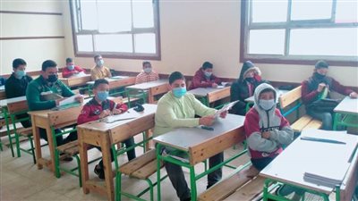 127209 طلاب أدوا امتحانات الصف الأول الإعدادي بالبحيرة