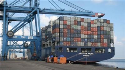 تداول 27 سفينة حاويات وبضائع عامة بميناء دمياط