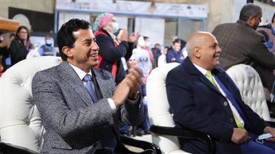 وزير الرياضة يهنئ لاعبي المنتخب الوطني ببرونزية كأس العالم للرماية في مسابقات فرق التراب 