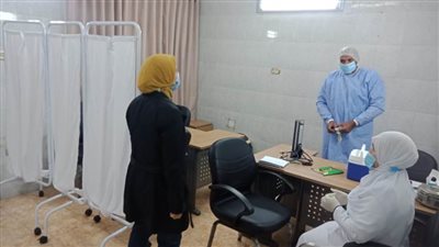 محافظ أسيوط: 121 مواطنًا تلقوا الجرعة الأولى من لقاح فيروس كورونا
