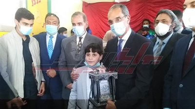  محافظ كفر الشيخ ووزير الاتصالات يثنيان على كورال التربية الفكرية