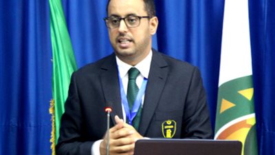 رئيس اتحاد الكرة الموريتاني ينسحب رسميا من سباق على رئاسة 