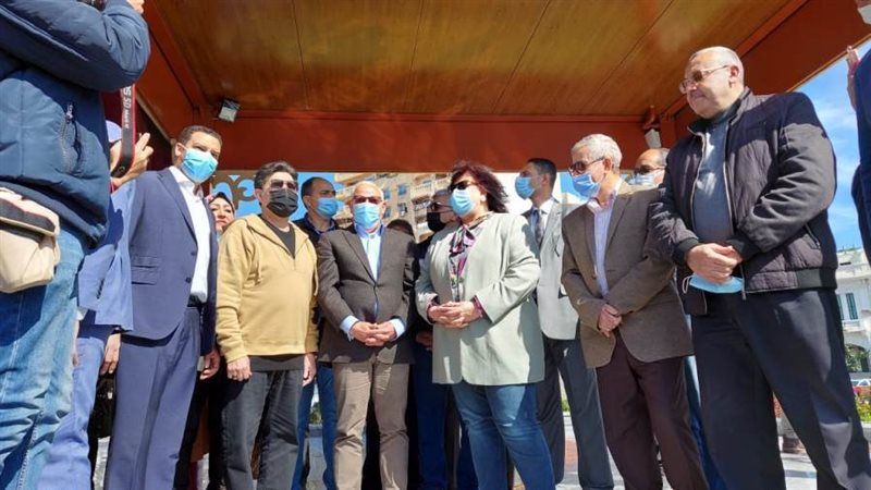 جانب من اللقاء بحديقة