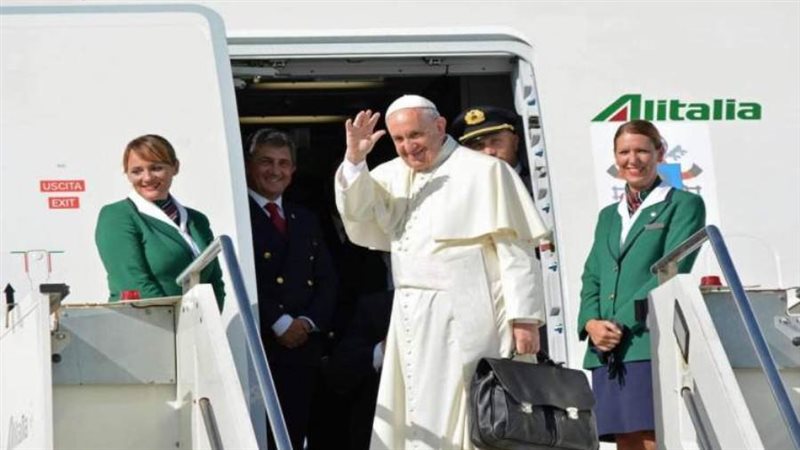 البابا فرنسيس بابا