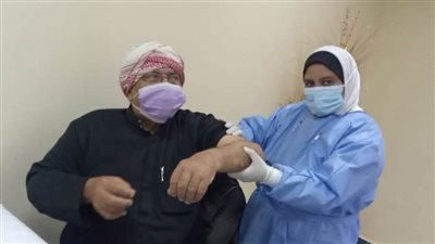 مواصلة التسجيل وتوزيع لقاح كورونا