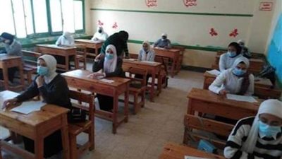 8690 طالبا يؤدون امتحانات الإعدادية وسط إجراءات احترازية بشمال سيناء