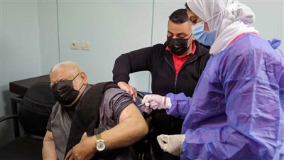 مجلس الوزراء: لا صحة للسماح لعدد من الشركات بتوفير لقاحات فيروس 