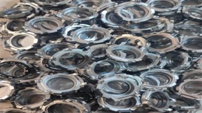 ضبط مصنعين لإنتاج الساعات المقلدة تنتحل صفة الماركات العالمية