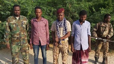 الجيش الصومالي يعلن استسلام عنصرين من حركة الشباب