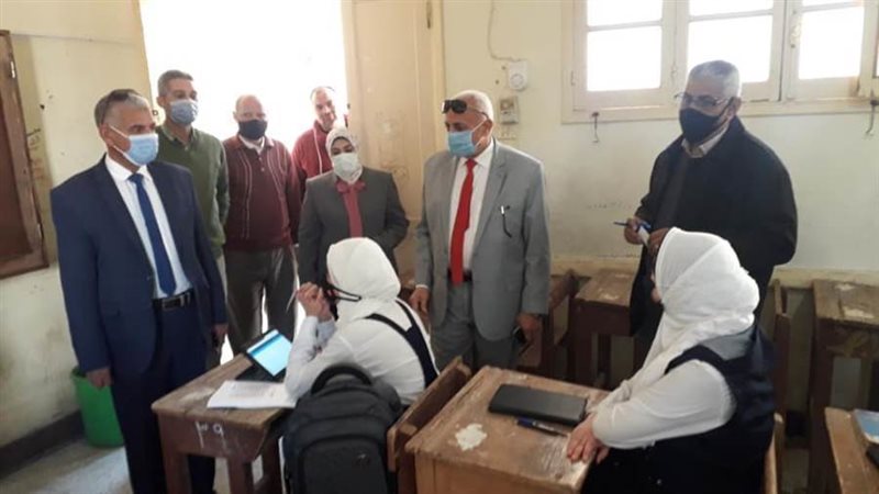 وكيل الوزارة يتابع