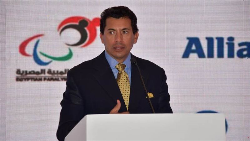 د. أشرف صبحى