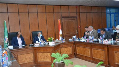 محافظ المنيا: تشكيل لجنة لفحص حالات تكافل وكرامة بجميع المراكز 