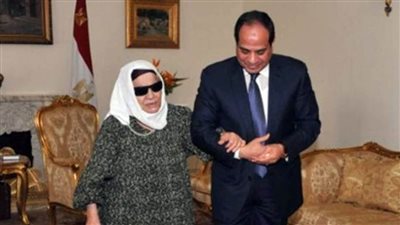 تبرعت بقرطها الذهبي ونعاها 