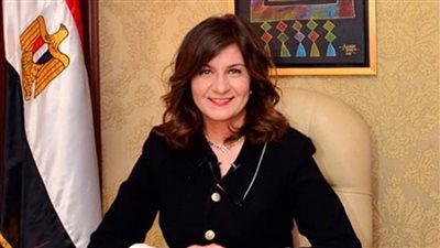 وزيرة الهجرة : القيادة السياسية حريصة على تمكين المرأة المصرية في شتى المجالات