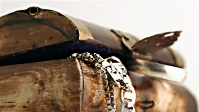 اكتشاف كنز ثمين في مقبرة من القرن الخامس في بوهيميا!