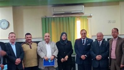 رئيس مركز ملوى بالمنيا يناقش مع أعضاء مجلسى«الشيوخ والنواب» مشروعات 