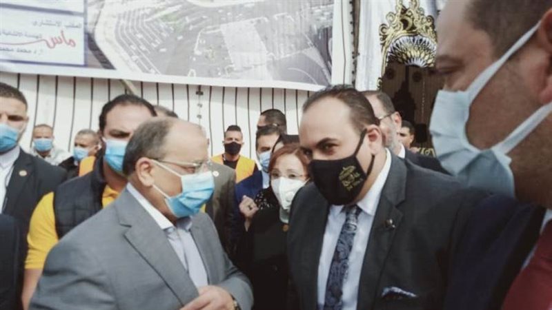 وزيرة البيئة تفتح