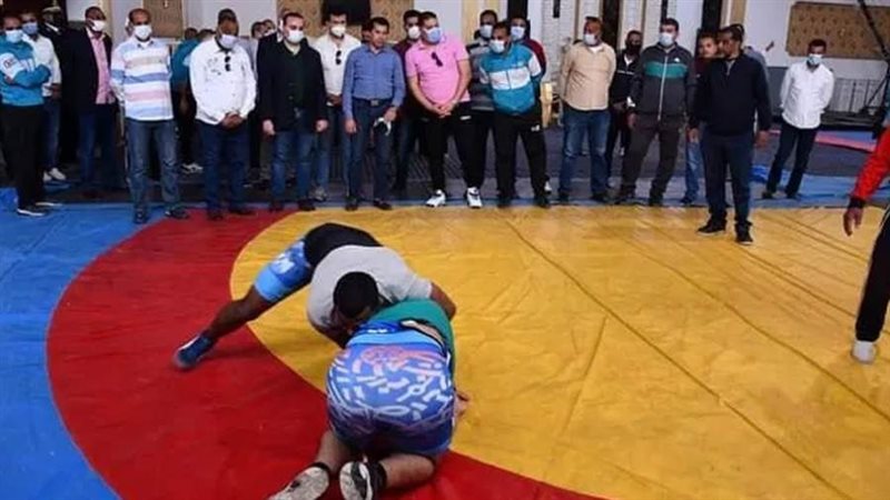 وزير الرياضة يشهد