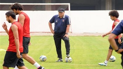 اليوم.. الأهلي يختتم استعداداته للقمة 112