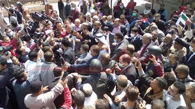 أهالي بديرمواس يستقبلون 