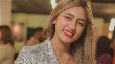 إحالة فتاة تيك توك 