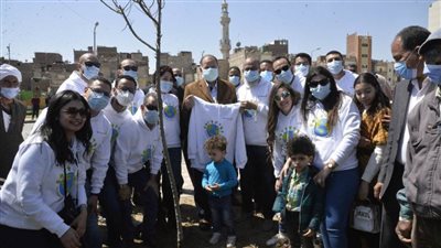  محافظ أسيوط يشهد زراعة 1000 شجرة ضمن مبادرة 