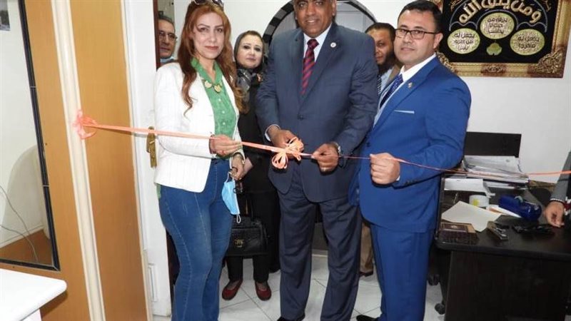 حزب المصريين يفتتح