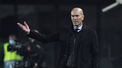 رد فعل زيدان بعد اصطدام ريال مدريد بليفربول في دوري الأبطال