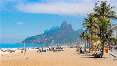 إغلاق شواطئ مدينة 