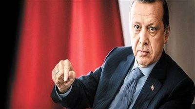 أردوغان يُقيل محافظ البنك المركزي بعد يومين من رفع سعر الفائدة