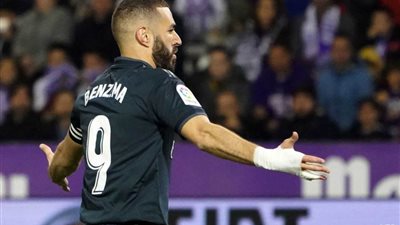 ثنائية بنزيما تقود ريال مدريد للفوز على سليتا فيجو 3-1 بالليجا