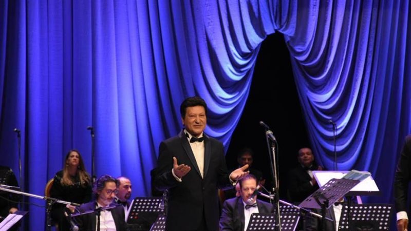 محمد الحلو يطرب جمهور