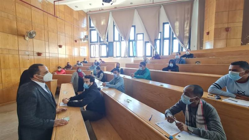 رئيس جامعة دمنهور