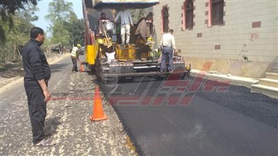 محافظ كفر الشيخ يتابع أعمال الرصف بمدن المحافظة