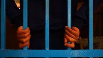 حبس ربة منزل تتزعم تشكيلا عصابيا للإتجار فى المواد المخدرة بطوخ