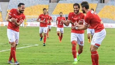 أزمة الجبهة اليسرى في الأهلي.. من يخلف علي معلول؟  