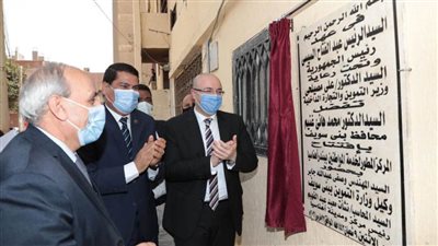 افتتاح 3 مشروعات في التعليم والتموين والصرف الصحي بأهناسيا