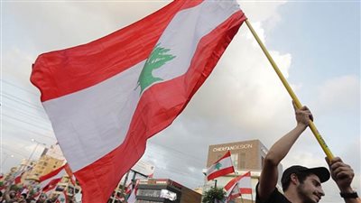تحركات شعبية في مناطق لبنانية متفرقة احتجاجا على التدهور الاقتصادي والمعيشي