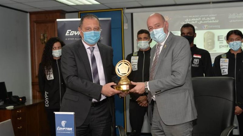 اثناء حفل توقيع الرعاية