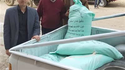 إحباط تهريب دقيق بلدى مدعم فى حملة تموينية بكوم حمادة