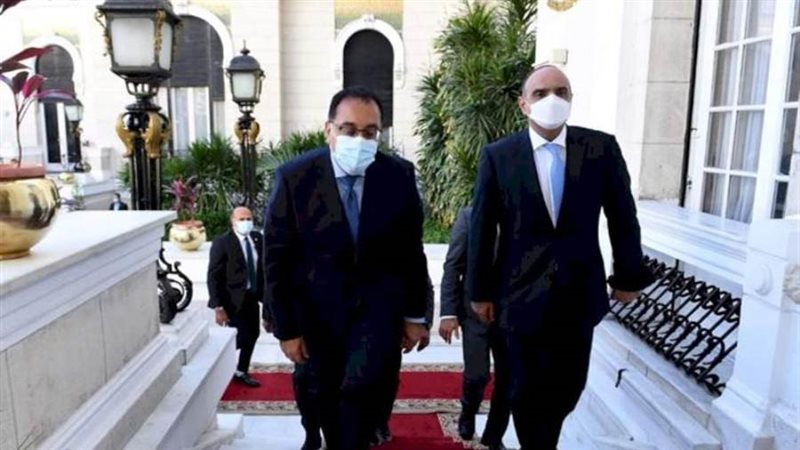 رئيس الوزراء مصطفى