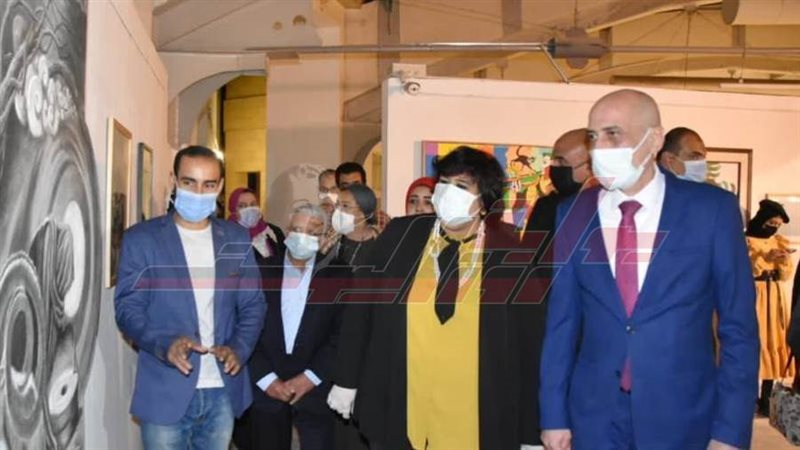 جانب من الصالون