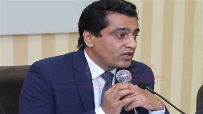 عبدالمجيد: فتح باب الاشتراك في مشروع العلاج لمدة أسبوع